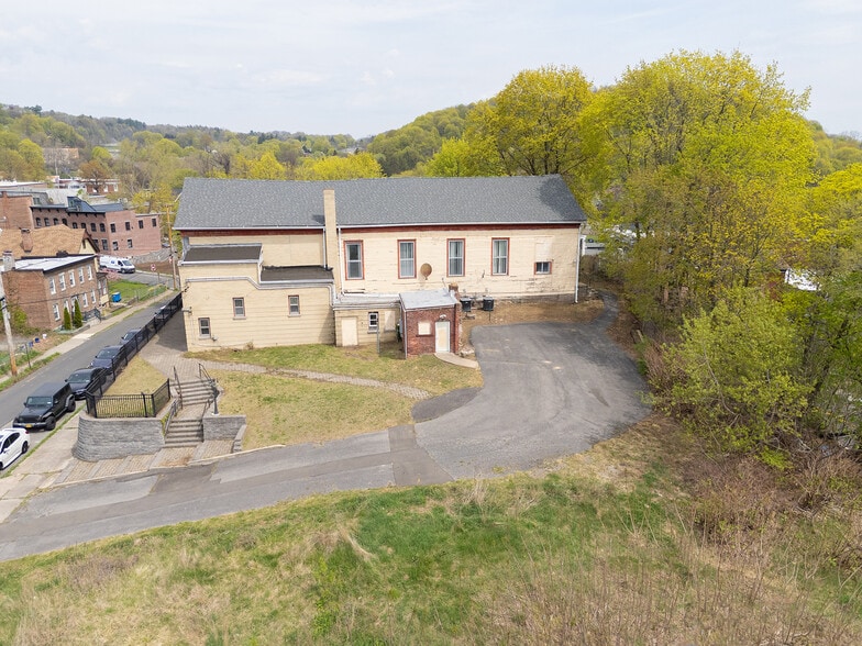 More Photos Of 24 W Union St, Kingston Religious Facility For Sale