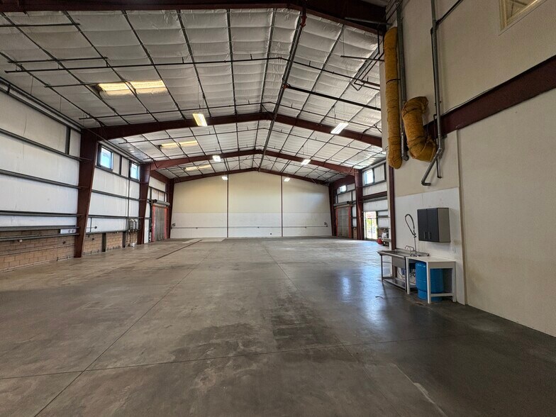 More Photos Of 178 Suburban Rd, San Luis Obispo Warehouse For Lease
