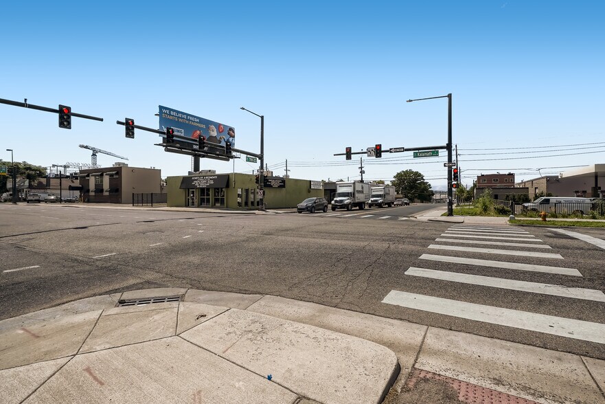 More Photos Of 722-730 Kalamath St, Denver Office For Sale