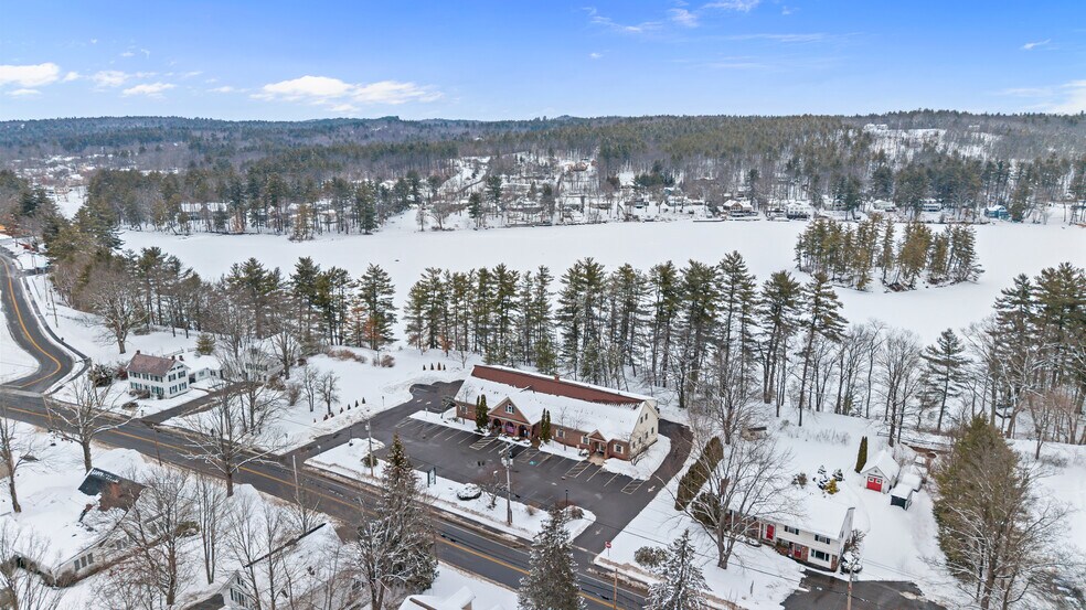 More Photos Of 89 S Mast St, Goffstown Office For Lease