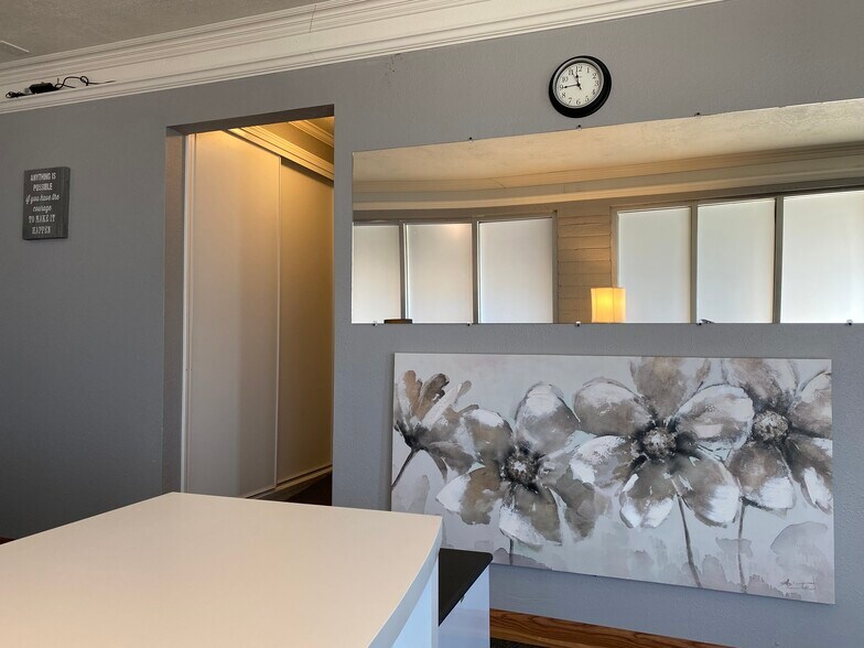 More Photos Of 6543 Montecito Blvd, Santa Rosa Medical For Sale