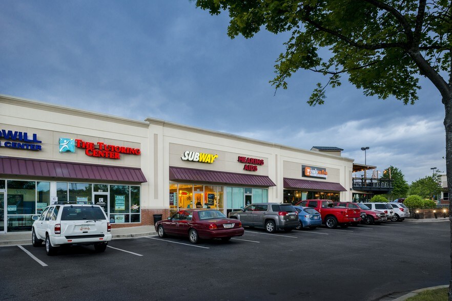 More Photos Of 1227 Rockbridge Rd, Stone Mountain Unknown For Lease