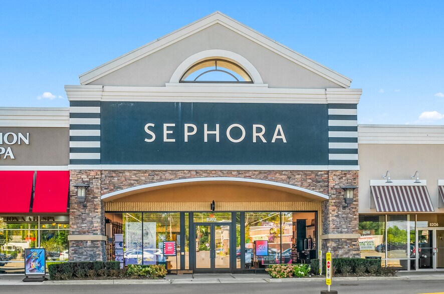 More Photos Of 8100-8250 Transit Rd, Buffalo Unknown For Lease