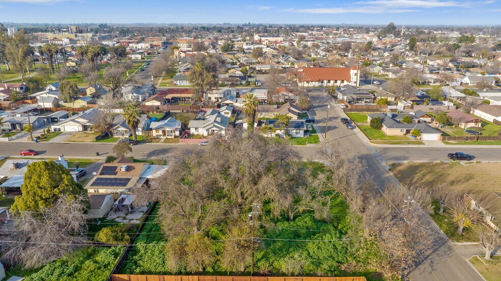 More Photos Of 109 Hamlet St, Lemoore Land For Sale