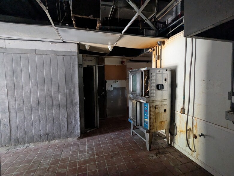 More Photos Of 1430 Washington Blvd, Beaumont General Retail For Sale