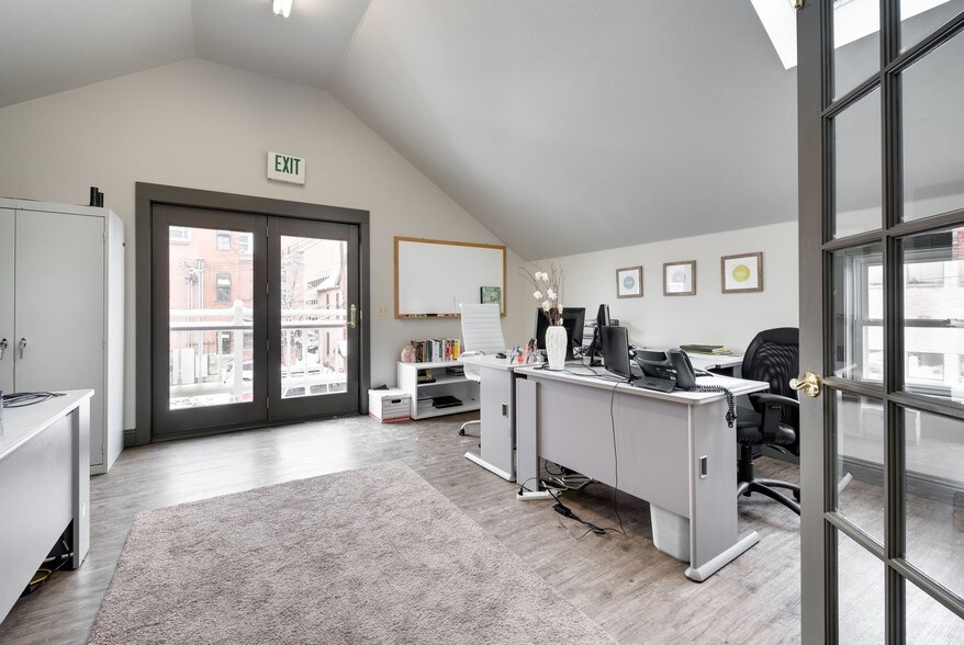 More Photos Of 512 W Idaho St, Boise Office For Lease