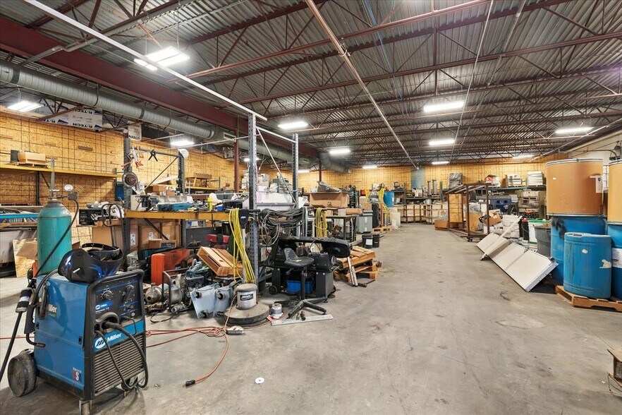 More Photos Of 420 N Five Mile Rd, Boise Warehouse For Sale