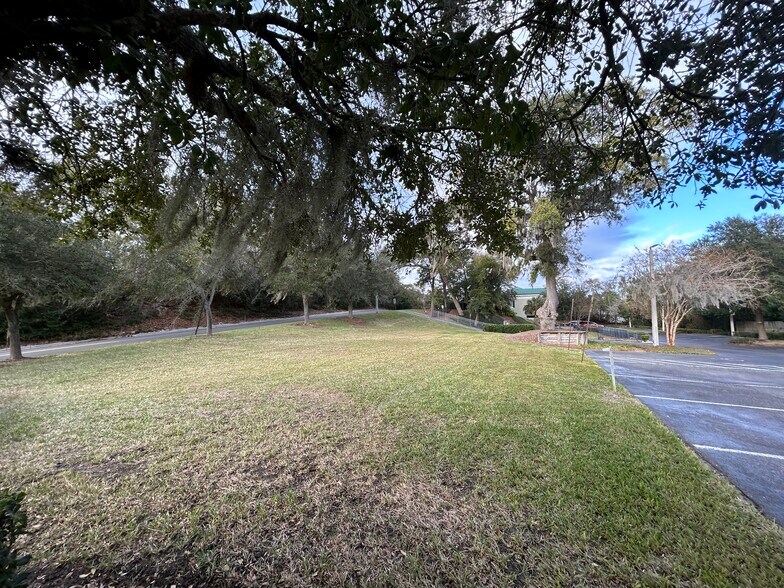 More Photos Of 2423 Sadler Rd, Fernandina Beach Land For Sale