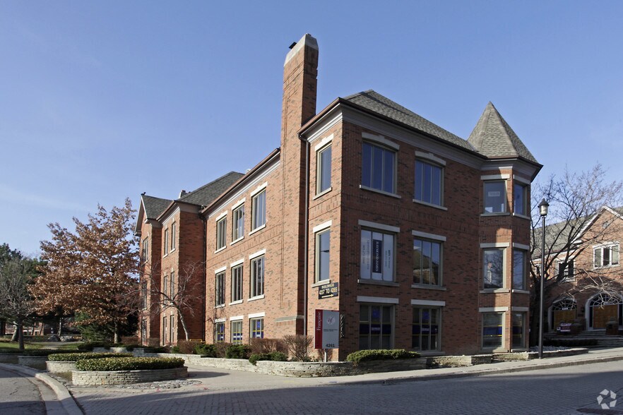 More Photos Of 4257-4265 Sherwoodtowne Blvd, Mississauga Office For Lease