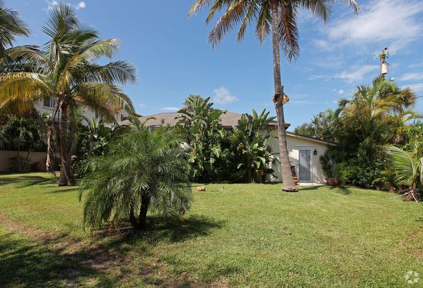 Primary Photo Of 3675 N Federal Hwy, Delray Beach Flex For Sale