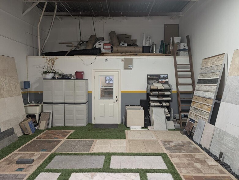More Photos Of 3300 S Congress Ave, Boynton Beach Showroom For Lease