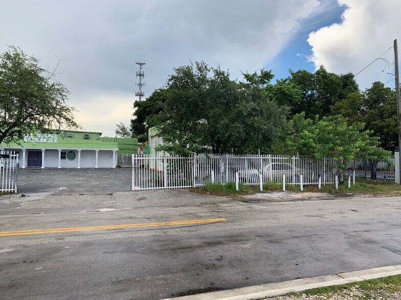 9701 NW 7th Ave, Miami, FL 33150 Religious Facility For Sale