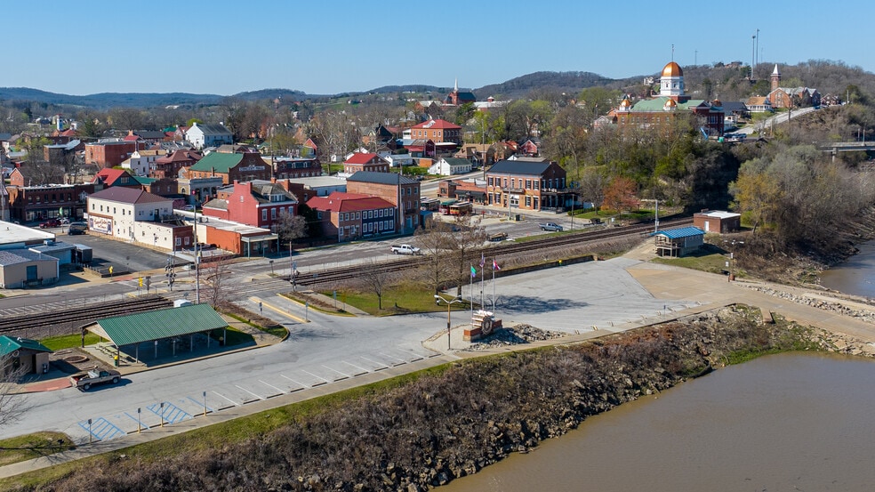 More Photos Of 208-210 Wharf St, Hermann Hospitality For Sale