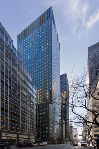 Primary Photo Of 633 Third Ave, New York Office For Lease
