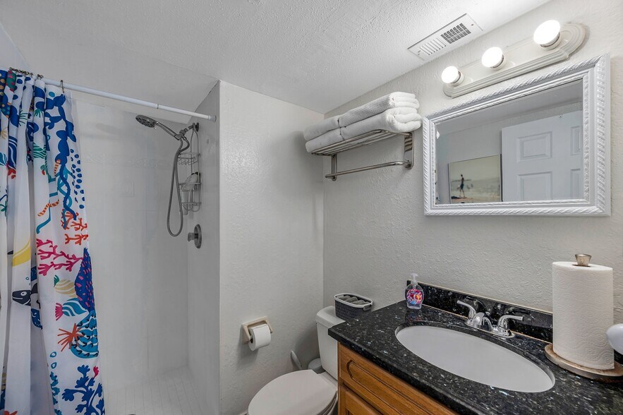 More Photos Of 1809 Gulf Blvd, Indian Rocks Beach Apartments For Sale