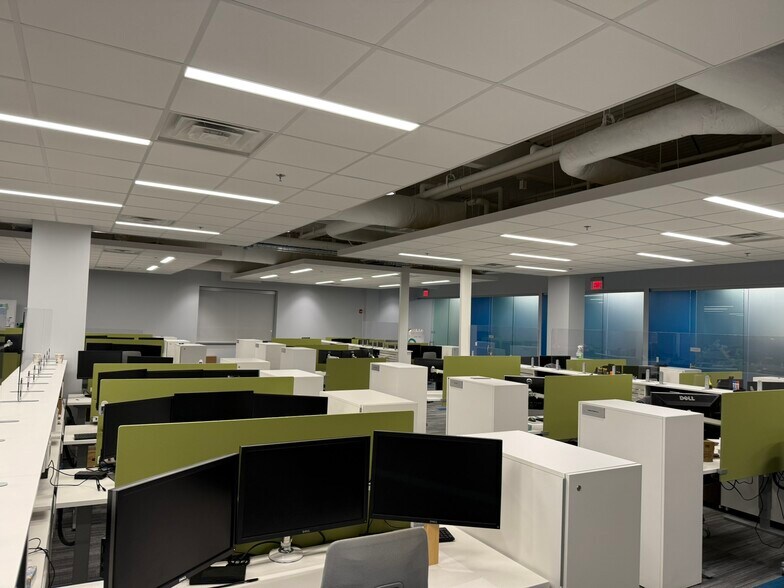 More Photos Of 3253 E Chestnut Expy, Springfield Office For Lease