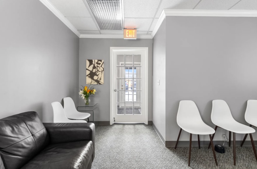 More Photos Of 5777 W Maple Rd, West Bloomfield Medical For Lease