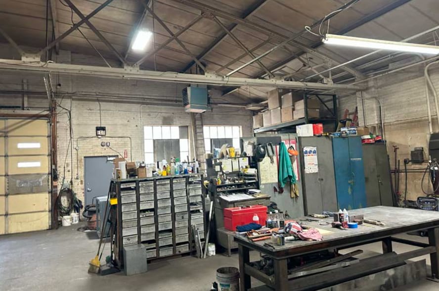 More Photos Of 2917 Colerain Ave, Cincinnati Manufacturing For Sale