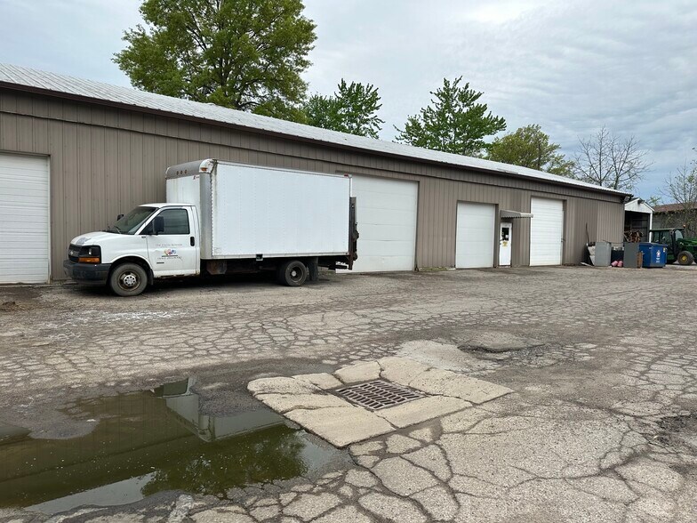 More Photos Of 1843 Middle Ave, Elyria Warehouse For Sale