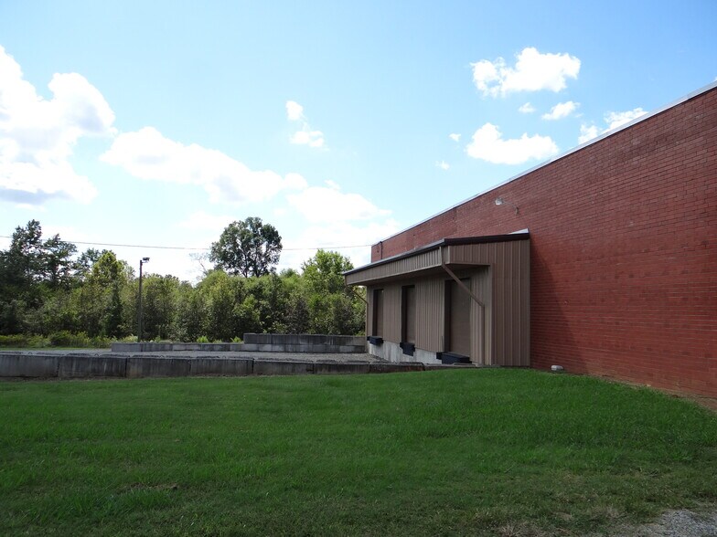 More Photos Of 3979 Old Linwood Rd, Lexington Warehouse For Lease