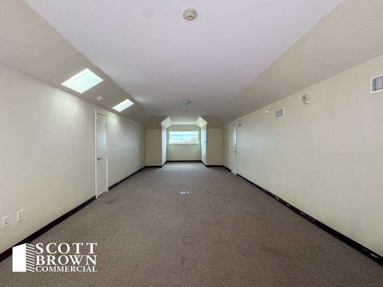More Photos Of 3118 Los Colinas, Denton Office For Lease