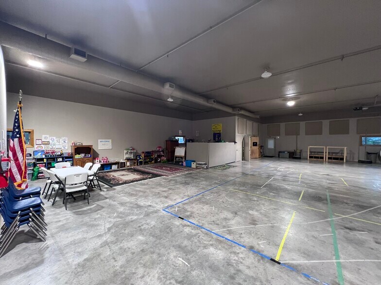 More Photos Of 9393 Old Highway 54, New Bloomfield Daycare Center For Sale