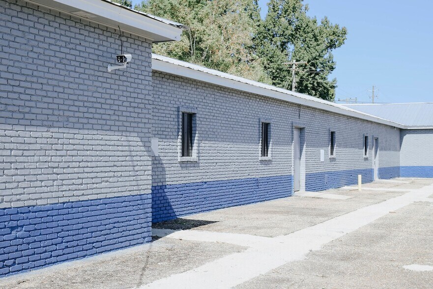 More Photos Of 620 W Railroad St, Bay Minette Self Storage For Sale