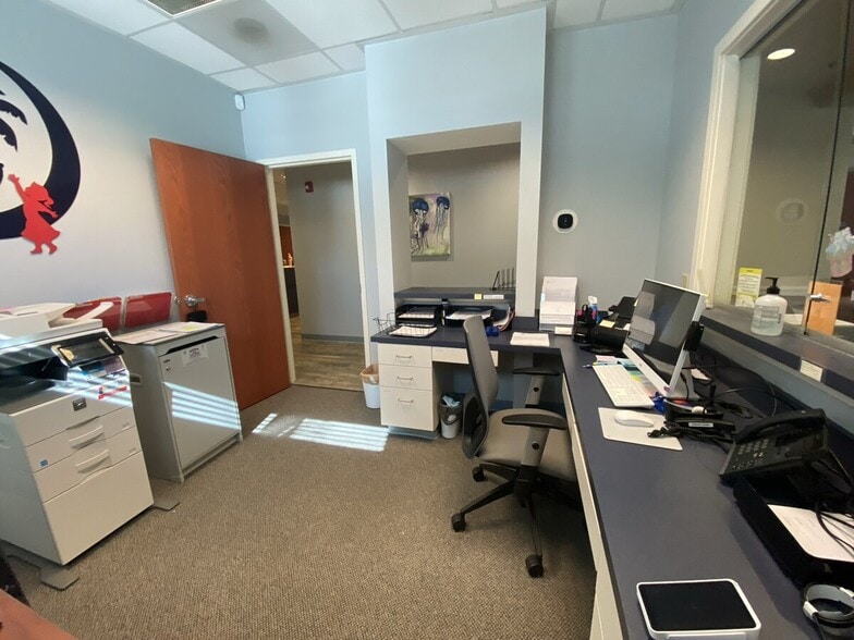 More Photos Of 85 Springview Ln, Summerville Medical For Lease