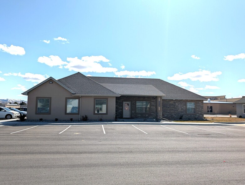 Primary Photo Of TBD 17th St & Midway Ave, Ammon Office For Lease