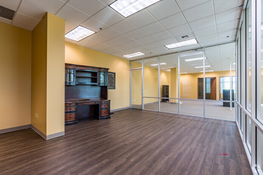 More Photos Of 2440 Gold River Rd, Rancho Cordova Office For Sale