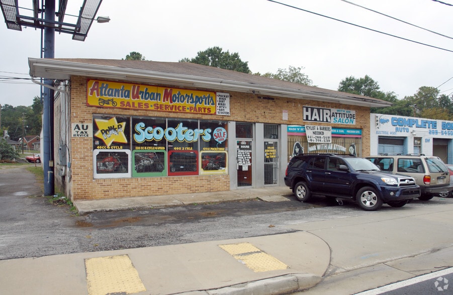 More Photos Of 3153 Glenwood Rd, Decatur Storefront For Sale