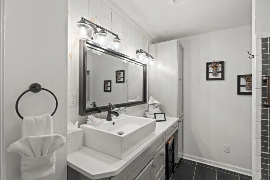 More Photos Of 5218 State Route 414, Hector Office For Sale