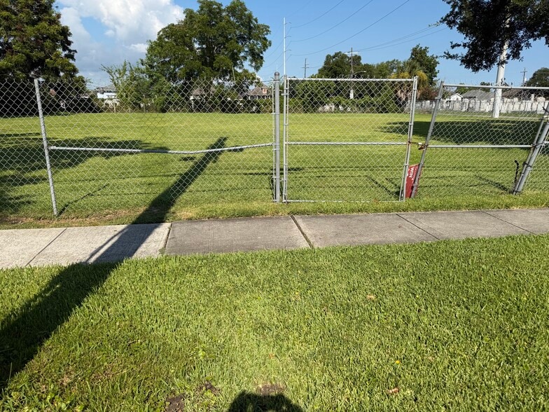 More Photos Of 4338 Elysian Fields Ave, New Orleans Land For Sale