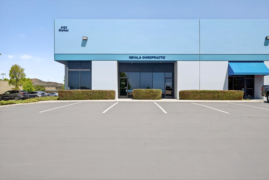 More Photos Of 4125 Market St, Ventura Light Manufacturing For Sale