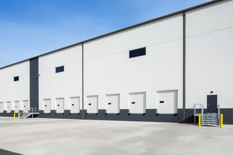 More Photos Of 520 Logistics Dr, Wellford Industrial For Lease