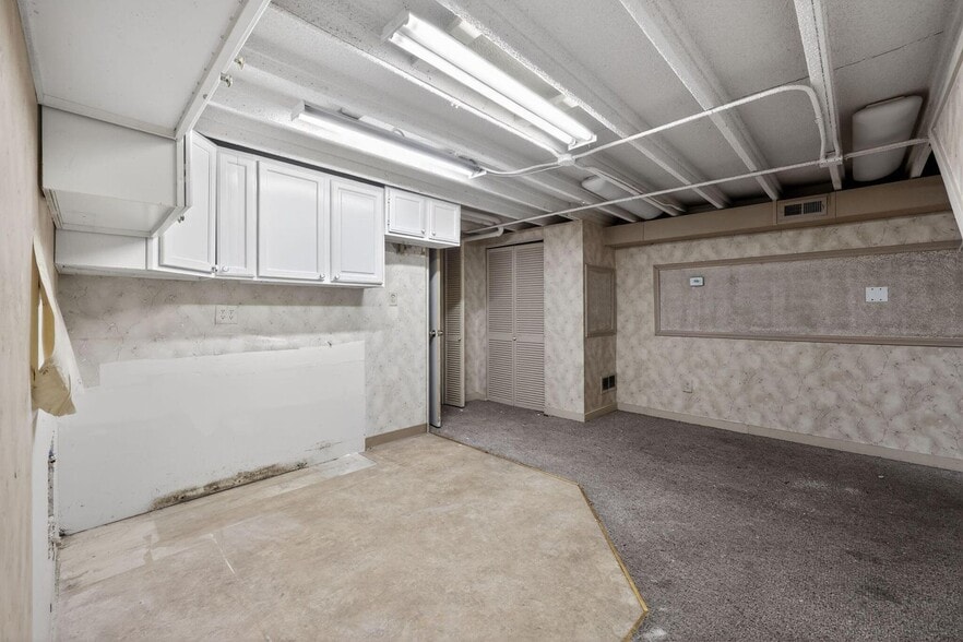 More Photos Of 7235-7241 Calumet Ave, Hammond Freestanding For Sale