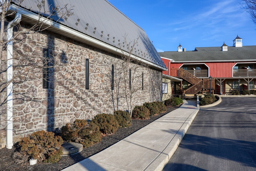 More Photos Of 3610 Newport rd, Intercourse Specialty For Lease
