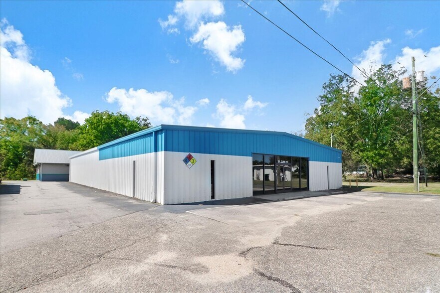 More Photos Of 101 Dunn St, Four Oaks Freestanding For Sale