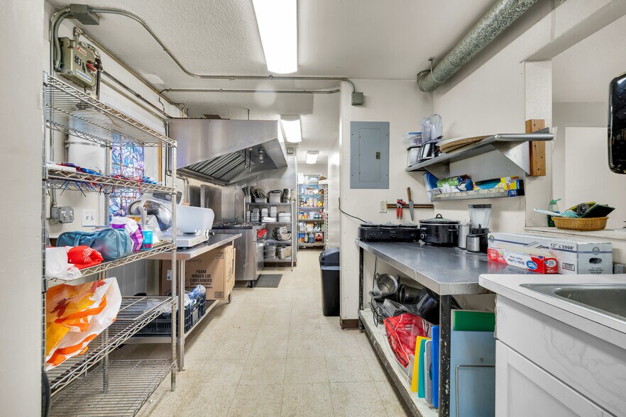 More Photos Of 678 Colonel Ledyard Hwy, Ledyard Storefront Retail Residential For Sale