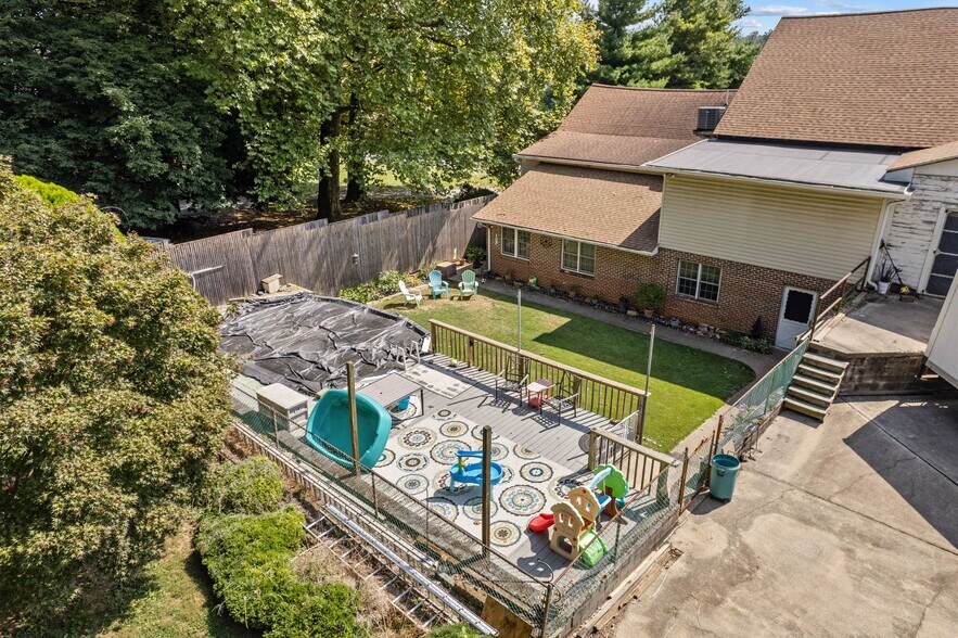 More Photos Of 343 E Baltimore Pike, West Grove General Retail For Lease