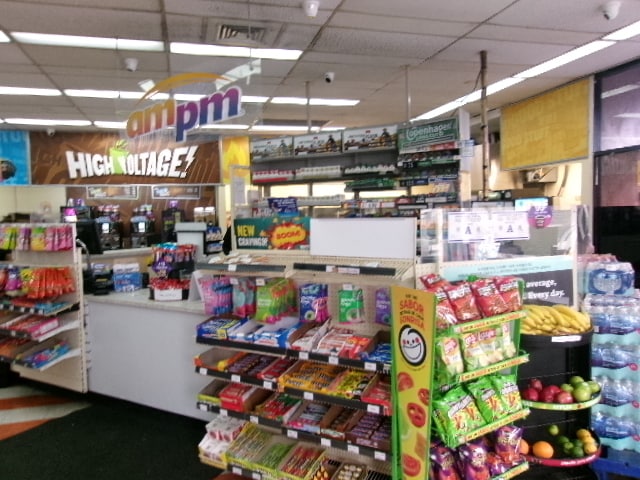 More Photos Of 3885 E Charleston Blvd, Las Vegas Convenience Store For Sale