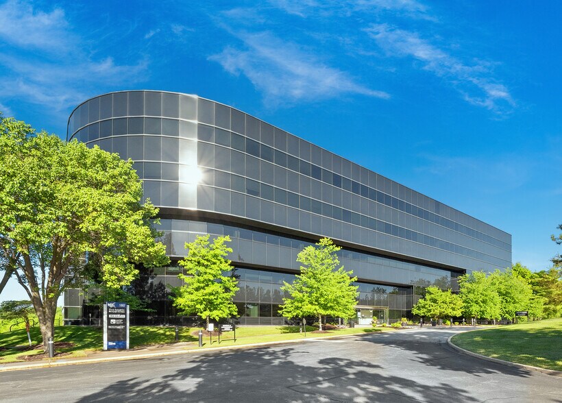 More Photos Of 1807 Park 270 Dr, Maryland Heights Office For Sale