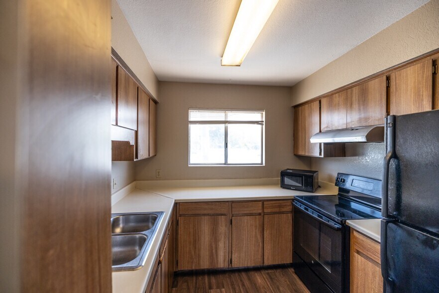 More Photos Of 2015 E Eugie Ter, Phoenix Apartments For Sale