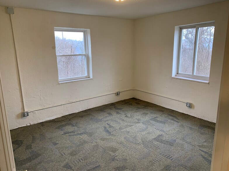 More Photos Of 620 Versailles Ave, Mckeesport Apartments For Sale