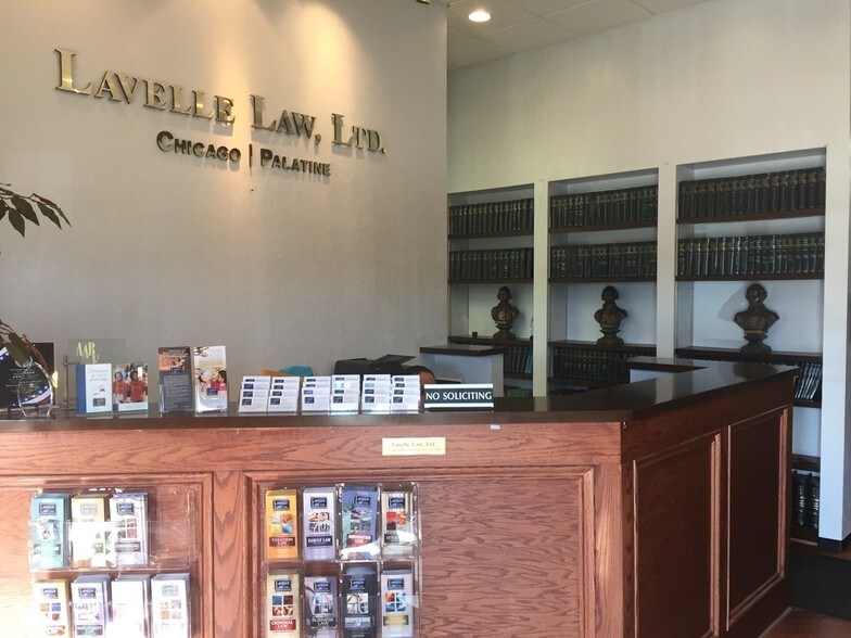 More Photos Of 501 W Colfax St, Palatine Medical For Lease