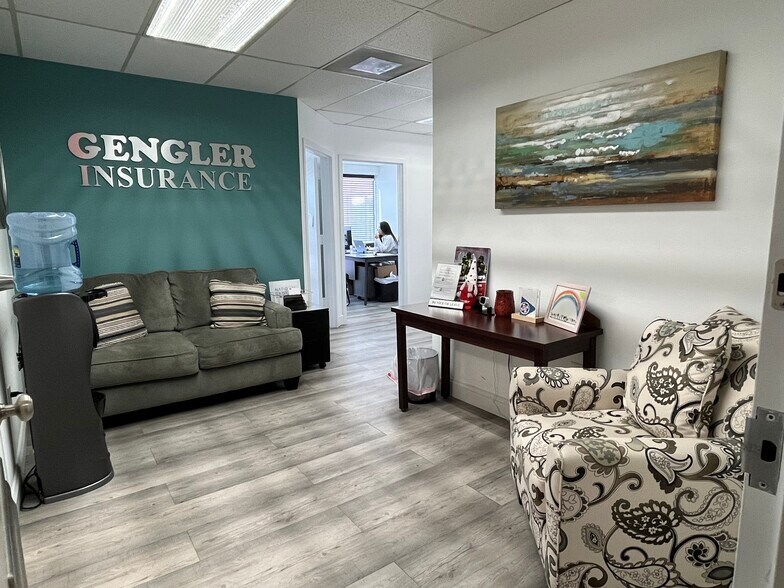 More Photos Of 14332-14430 Richmond Hwy, Woodbridge Unknown For Lease