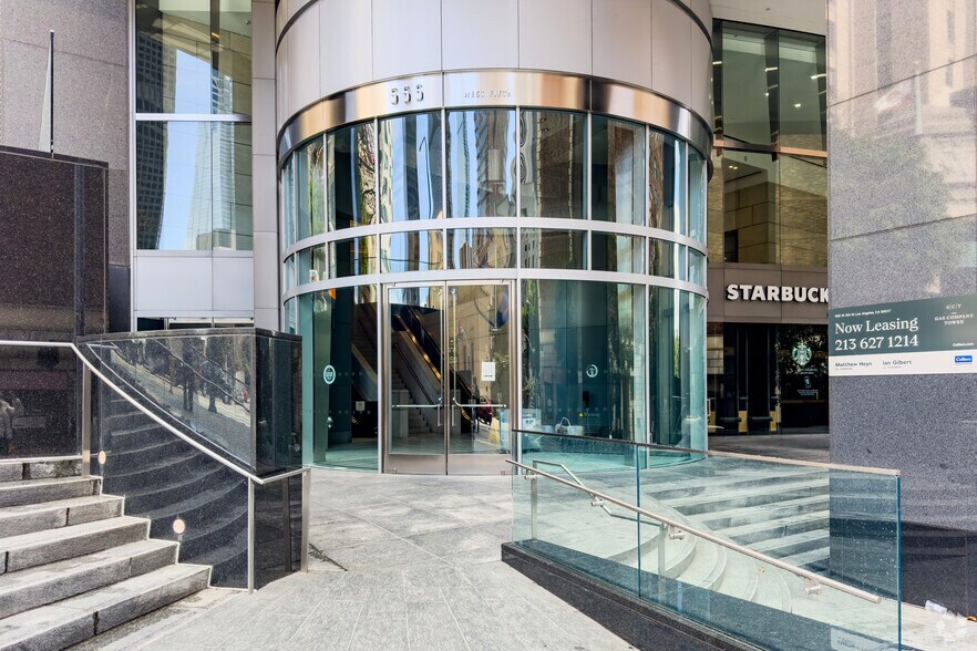 More Photos Of 555 W 5th St, Los Angeles Office For Lease