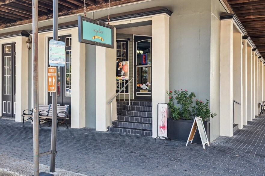 More Photos Of 210 Moody Ave, Galveston Storefront Retail Office For Sale