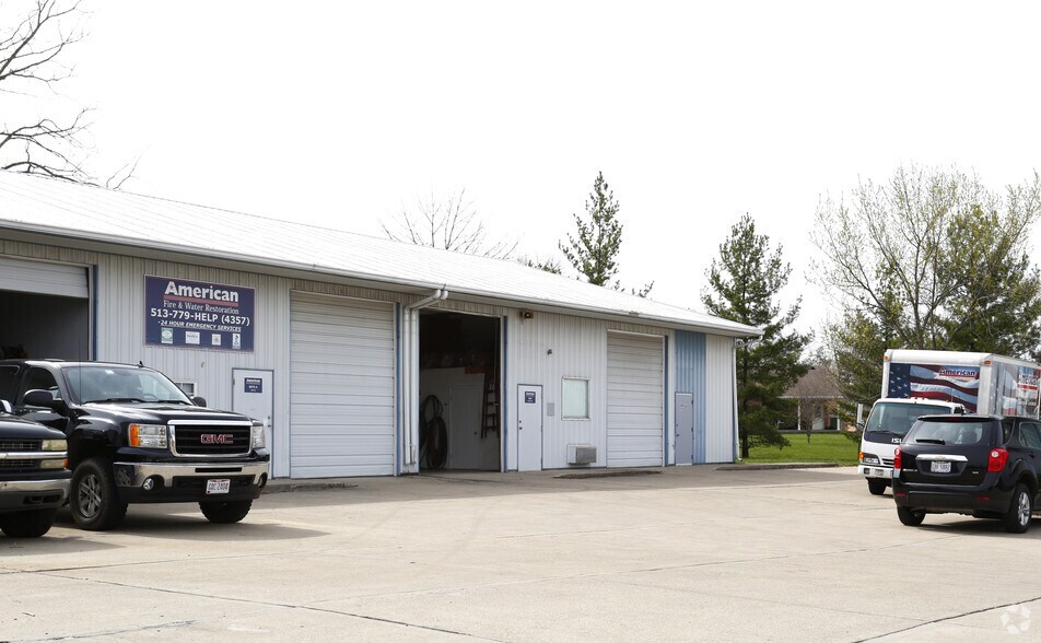 More Photos Of 8979-8981 Cincinnati Columbus Rd, West Chester Warehouse For Lease