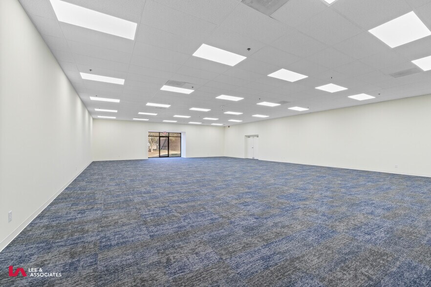 More Photos Of 1202 Royal Dr, Conyers Warehouse For Sale